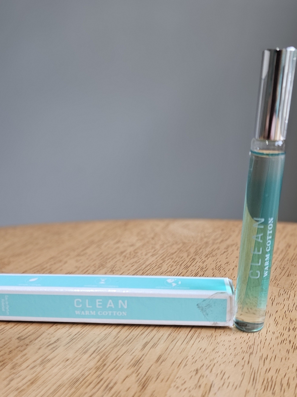 Warm Cotton Rollerball Perfume - Aqua